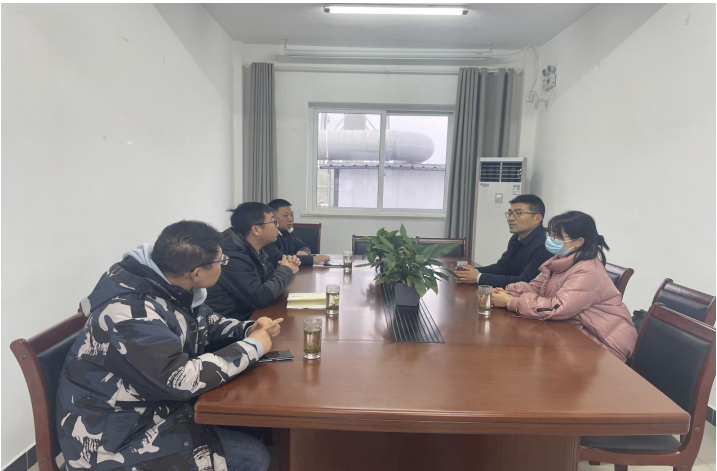 副区长程丽群、万顺利深入双益开展节前慰问检查